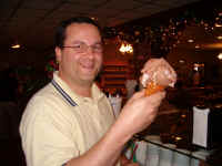 icecream patron.JPG (133326 bytes)